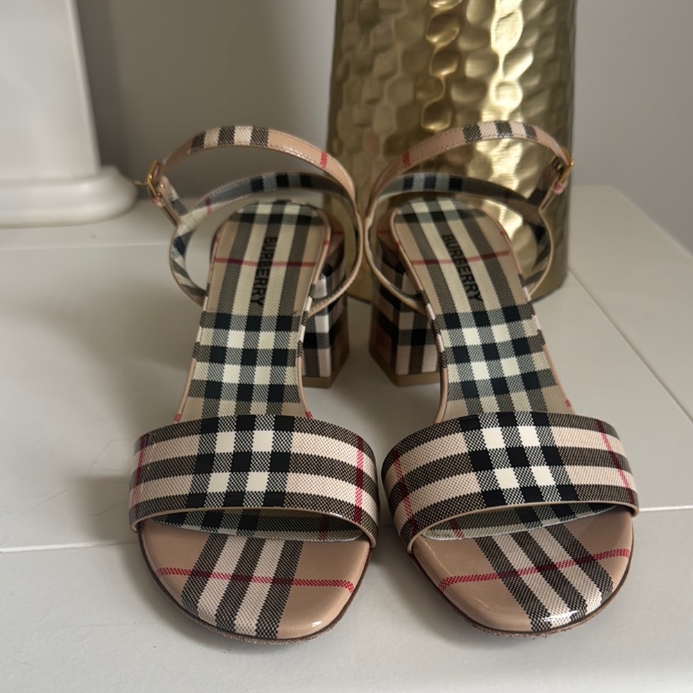 Burberry Cornwall Check Sandals